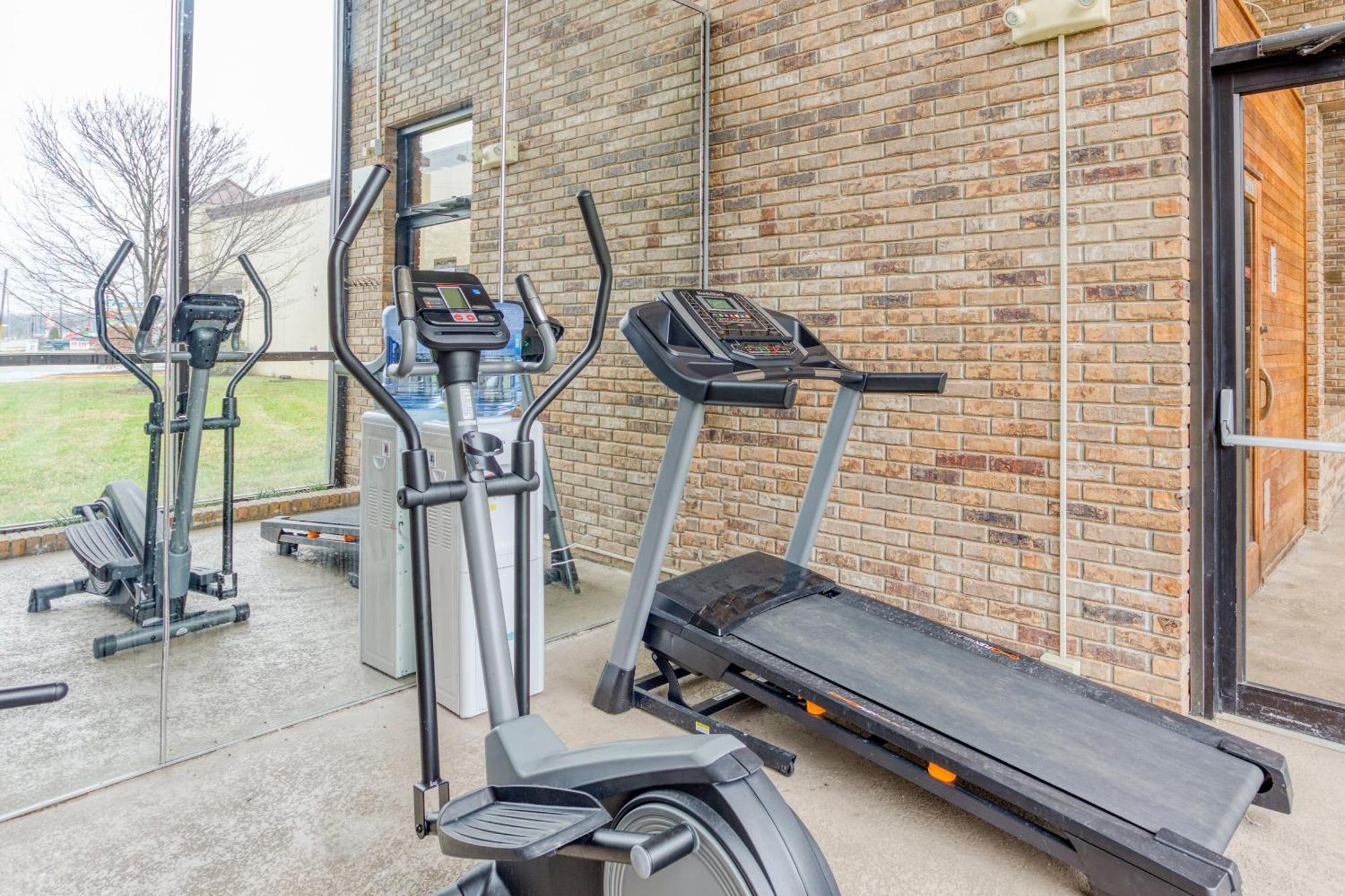ホテル Oyo Townhouse Owensboro West エクステリア 写真